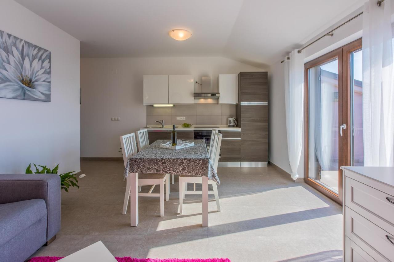 Anton 1 Apartamento Crikvenica Exterior foto