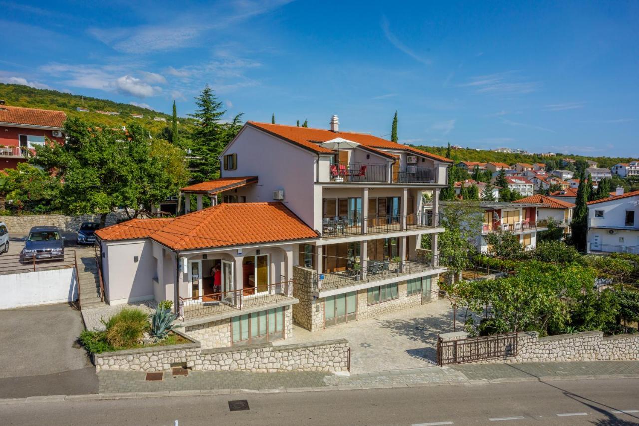 Anton 1 Apartamento Crikvenica Exterior foto